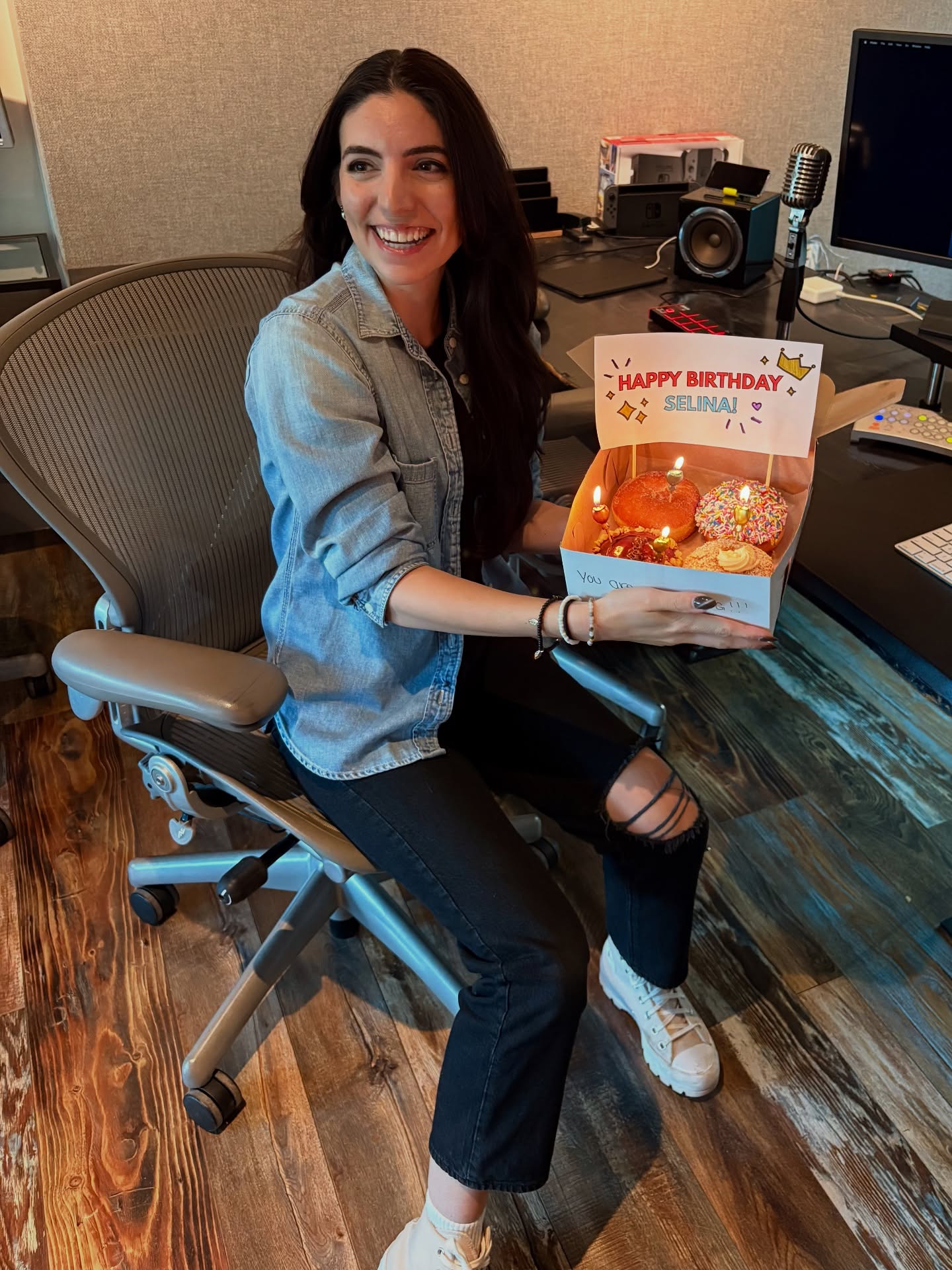 Good vibes in the studio today — it’s a Happy Friday and a Happy Birthday to TA2 Audio Engineer, Selina Fiorini! 🍩🎉