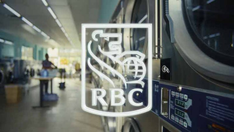 RBC-AirPods_Laundromat_15